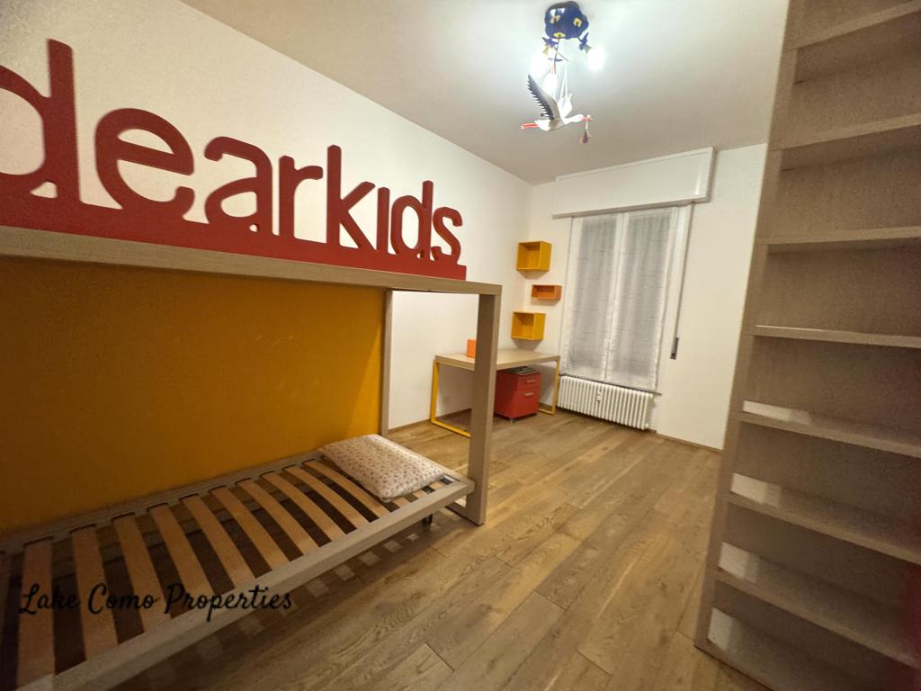 5-комн. квартира на озере Комо, 135 м², фото №9, объявление №104286336