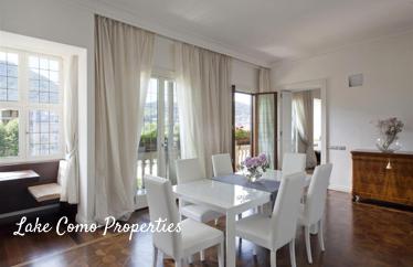 4-комн. квартира на озере Комо, 220 м²