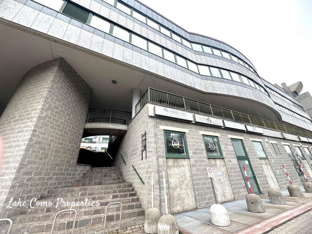1-комн. квартира на озере Комо, 200 м², фото №1, объявление №101966298