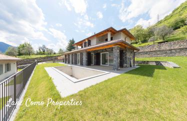 5-комн. дом в Ленно, 470 м²