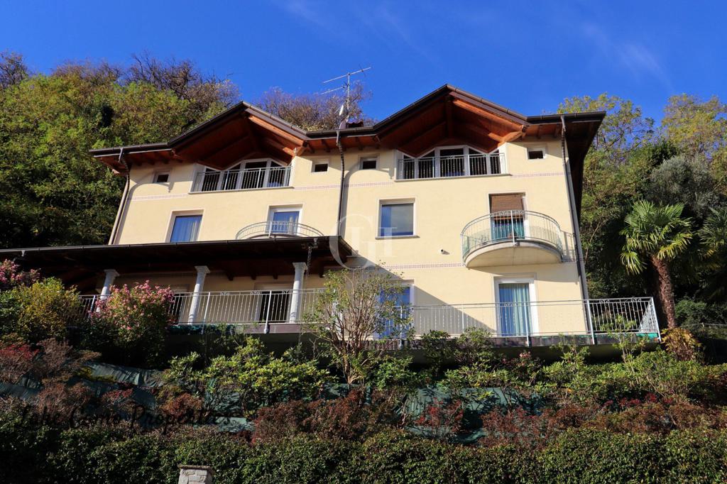 Дом на озере Комо, 450 м², фото №2, объявление №102968712