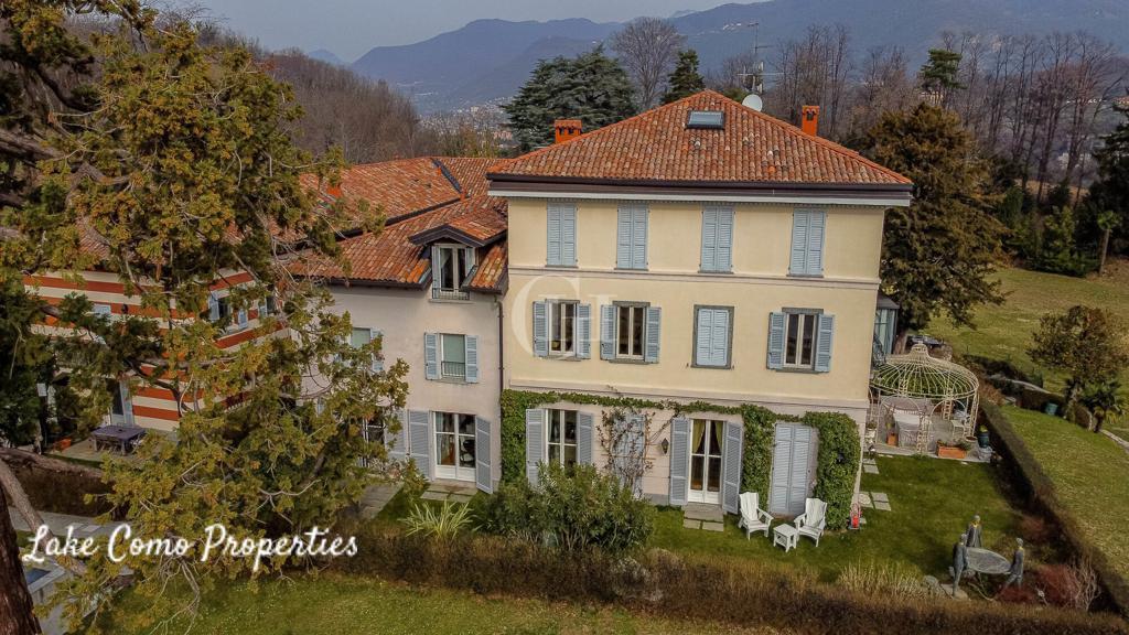 7-комн. квартира на озере Комо, 230 м², фото №2, объявление №102967452